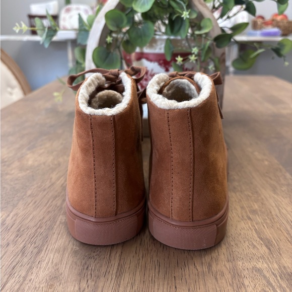 Loft fleece lined suede like booties NWOT - Picture 5 of 8
